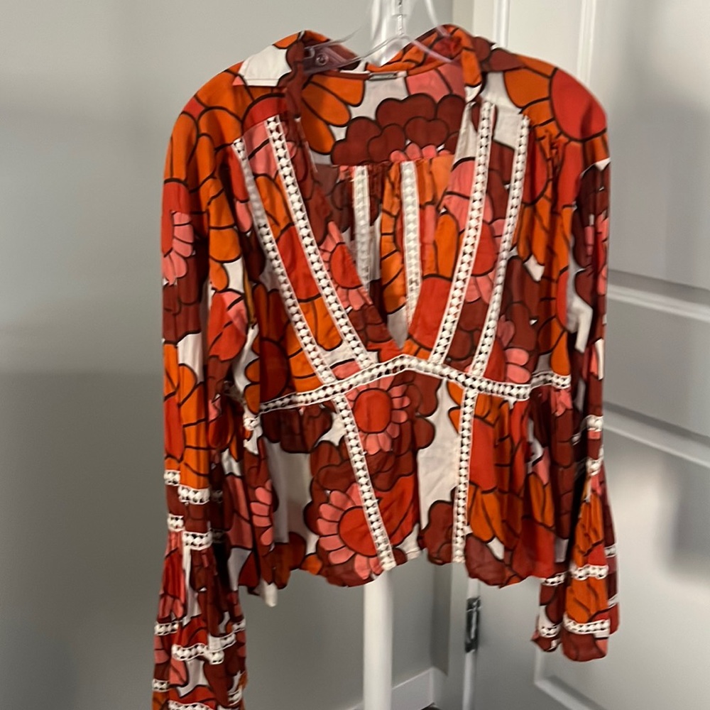 Hippie 60’s style long sleeve top